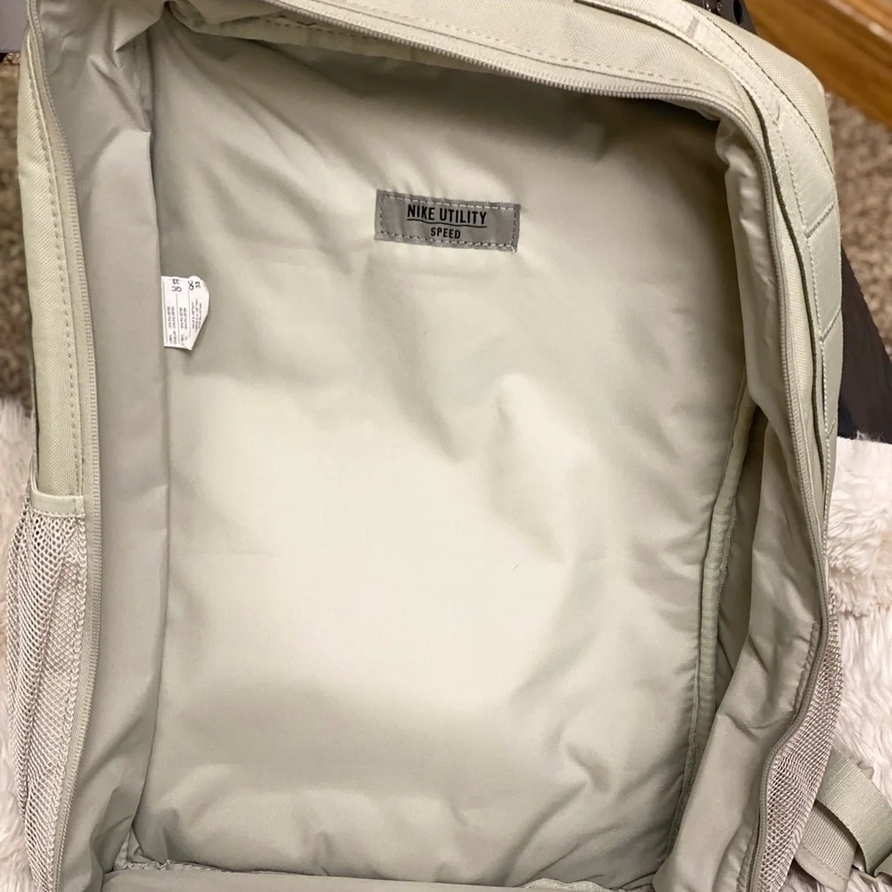 Nike Backpack - Picture 5 of 7